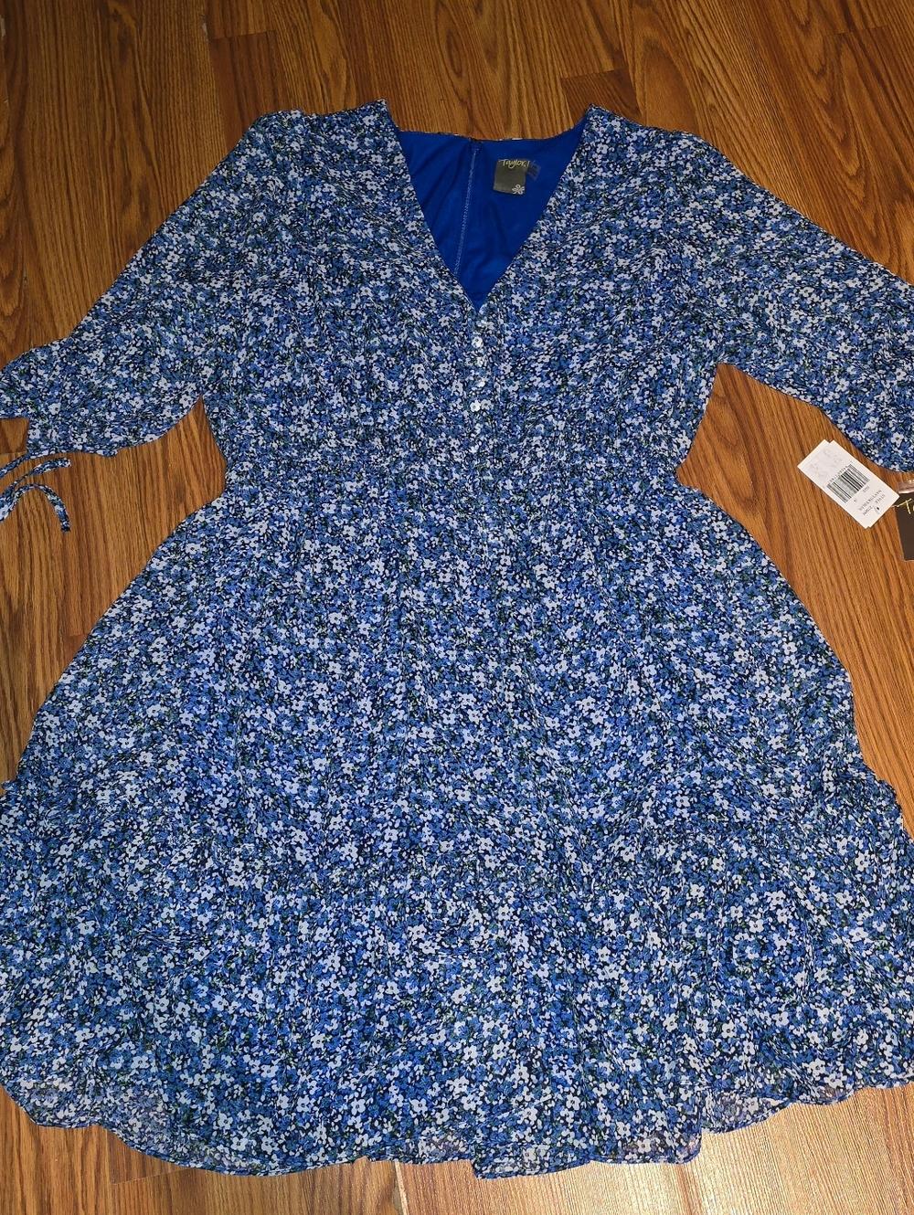 TAYLOR Womens V-neck Smocked Waist Floral Dress